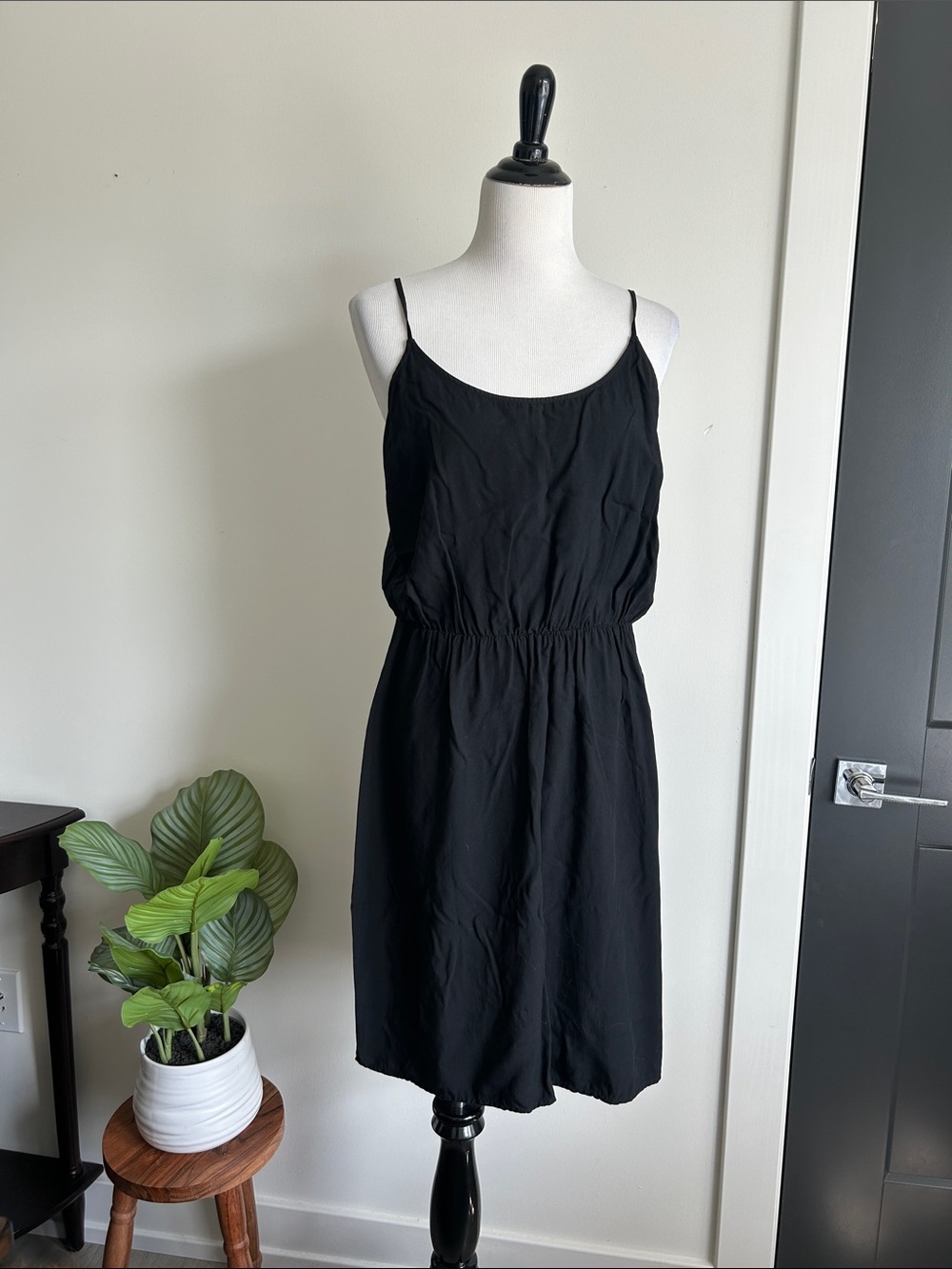 🖤Old navy L tall Black Spaghetti-Strap Casual summer everyday  Dress